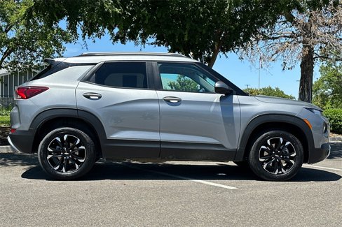 Used 2023 Chevrolet TrailBlazer LT w/ Convenience Package image 8