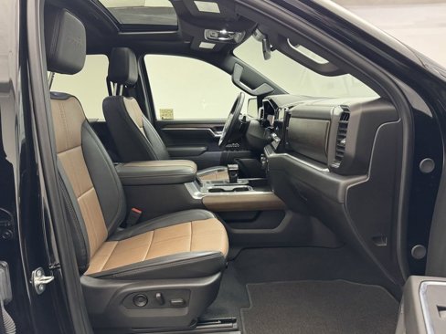 Certified 2024 Chevrolet Silverado 1500 High Country w/ Z71 Off-Road Package image 22