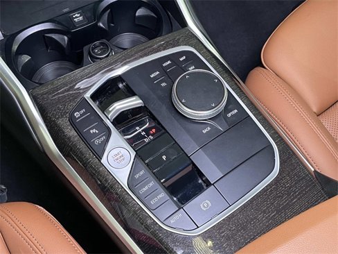 Used 2023 BMW 330i xDrive Sedan w/ Driving Assistance Package image 33