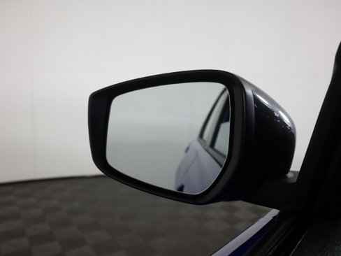 Used 2023 Nissan Kicks SV image 34