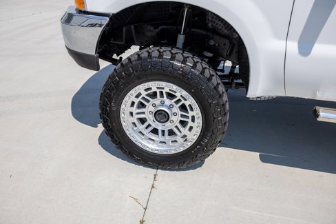 Used 1999 Ford F350 XLT image 26