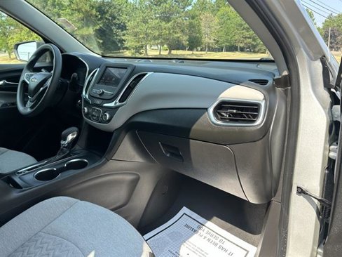 Certified 2022 Chevrolet Equinox LS image 32