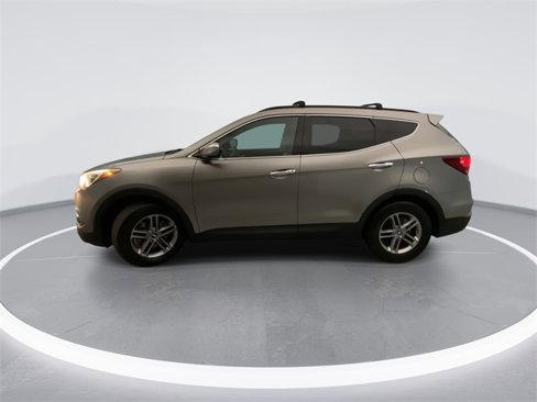 Used 2017 Hyundai Santa Fe Sport image 5