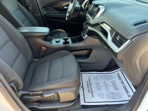 Used 2023 GMC Terrain SLE w/ Driver Convenience Package image 15