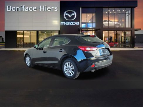 Used 2015 MAZDA MAZDA3 i Touring w/ Technology Package image 27