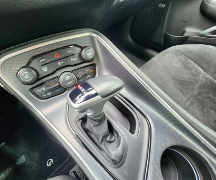 Used 2016 Dodge Challenger R/T Scat Pack w/ Leather Interior Group image 30