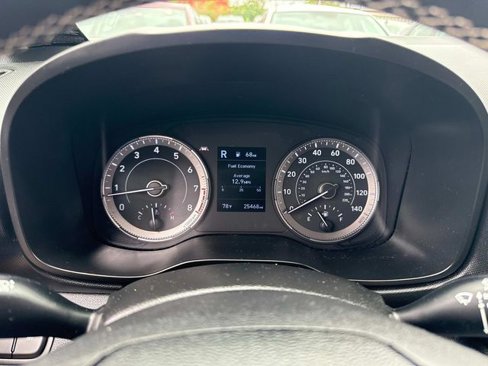 Certified 2022 Hyundai Venue Limited w/ Cargo Package image 32