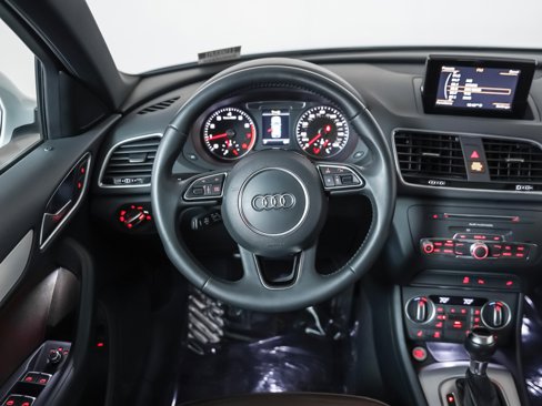 Used 2018 Audi Q3 2.0T Premium image 14