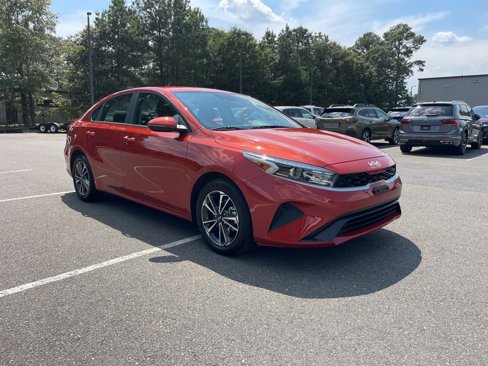 Used 2024 Kia Forte LXS w/ LXS Technology Package image 4
