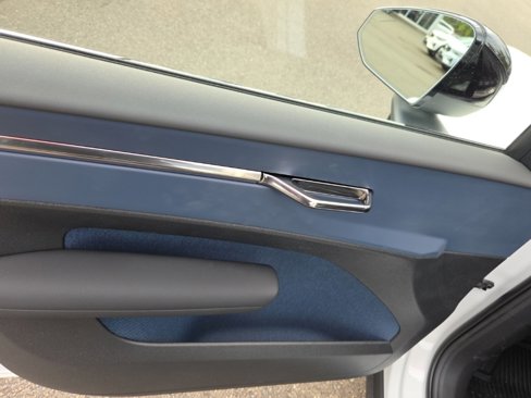 New 2025 Volvo EX30 Ultra w/ Protection Package Premier image 3