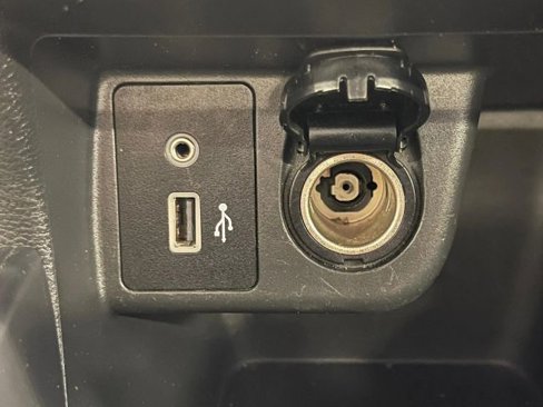 Used 2020 Nissan Versa S image 16