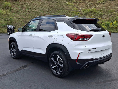Certified 2021 Chevrolet TrailBlazer RS w/ Sun and Liftgate Package image 4