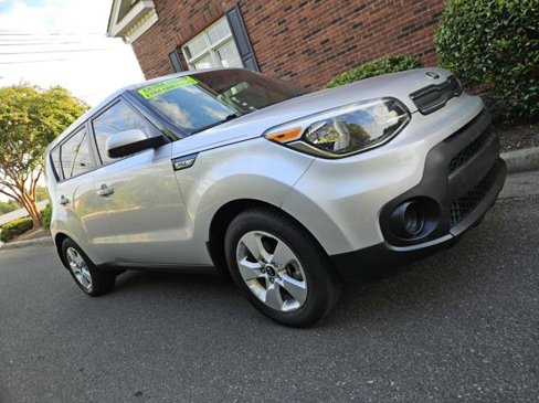 Used 2018 Kia Soul ! image 7