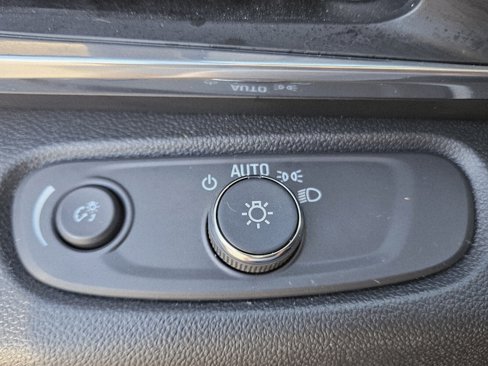 Used 2024 Buick Envista Preferred w/ Convenience I Package image 33