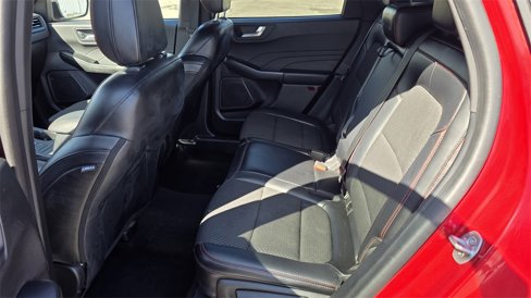 Used 2023 Ford Escape ST-Line image 16