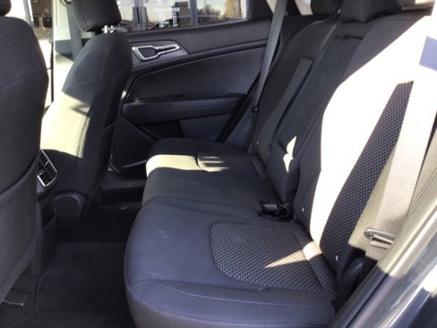 Used 2023 Kia Sportage LX image 14