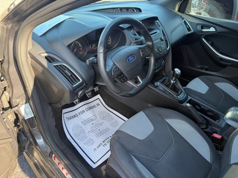 Used 2016 Ford Focus ST image 39