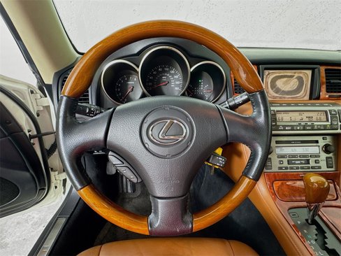 Used 2005 Lexus SC 430 Convertible image 11