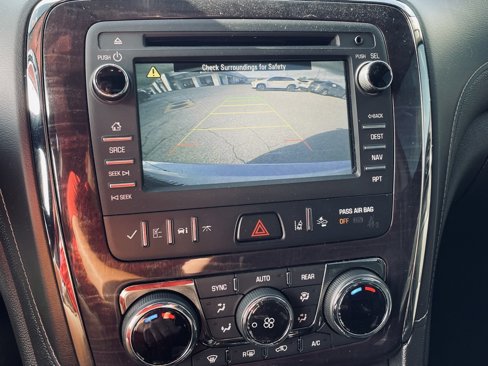 Used 2017 Buick Enclave Premium image 15