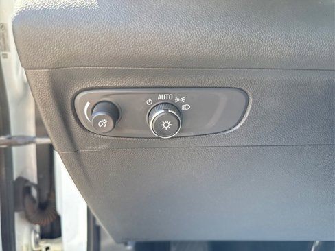 Used 2021 Buick Envision Preferred image 27