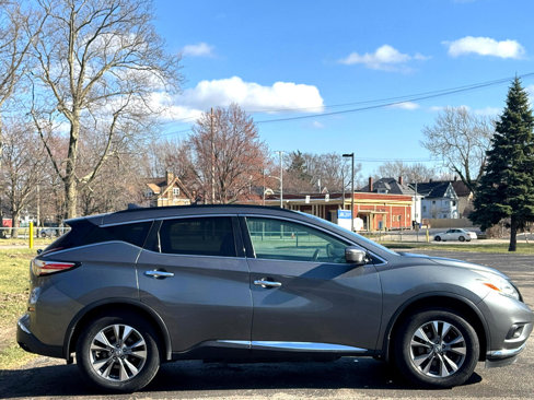 Used 2016 Nissan Murano SV w/ Premium Package image 8