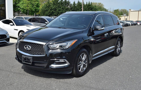 Used 2017 INFINITI QX60 AWD w/ Premium Plus Package image 2