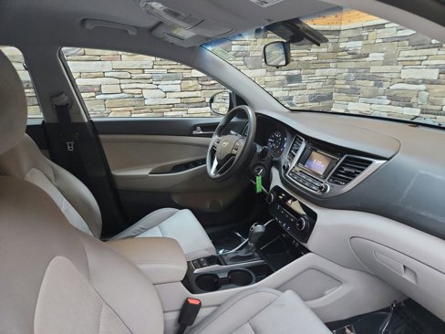 Used 2016 Hyundai Tucson SE w/ Option Group 02 image 19