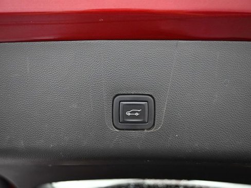 Certified 2023 Chevrolet Traverse LT w/ Midnight/Sport Edition image 33