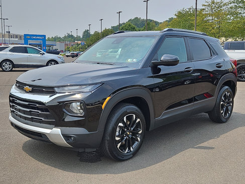 Used 2023 Chevrolet TrailBlazer LT w/ Convenience Package image 3