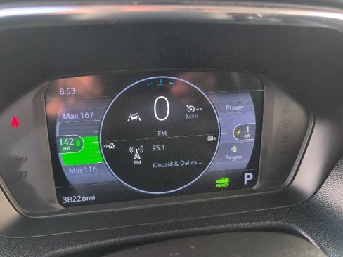 Used 2023 Chevrolet Bolt EUV LT w/ Comfort Package image 26
