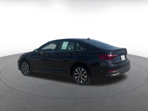 Used 2024 Volkswagen Jetta S image 10