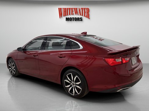Used 2021 Chevrolet Malibu RS image 2