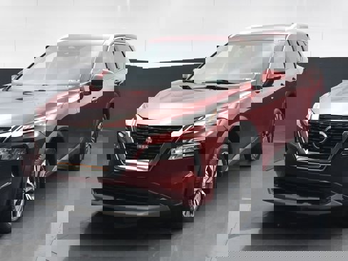 Used 2022 Nissan Rogue SV w/ SV Premium Package image 3