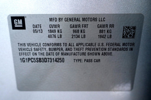 Used 2013 Chevrolet Cruze LT image 16