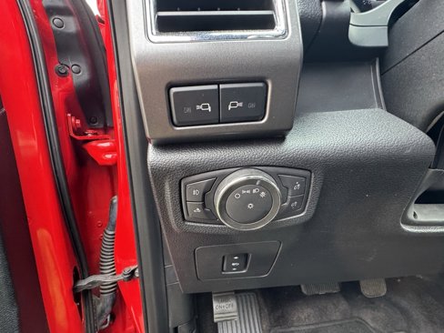 Used 2016 Ford F150 XLT w/ Equipment Group 302A Luxury image 13
