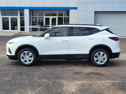 Used 2022 Chevrolet Blazer LT image 2