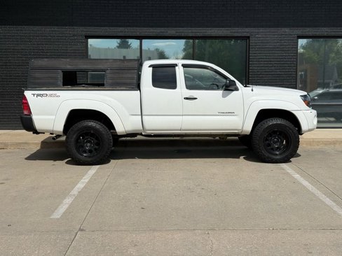 Used 2005 Toyota Tacoma 4x4 Access Cab w/ SR5 Pkg #3 image 12