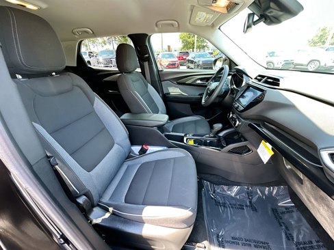 Certified 2021 Chevrolet TrailBlazer LT w/ Convenience Package image 26