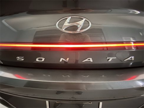 Used 2022 Hyundai Sonata SEL w/ Cargo Package image 25