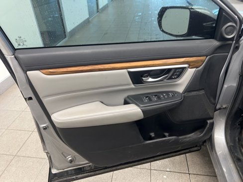 Used 2017 Honda CR-V EX-L image 16