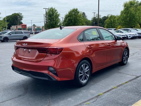 Used 2024 Kia Forte LXS image 7