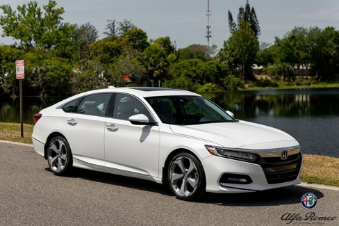 Used 2020 Honda Accord Touring image 1