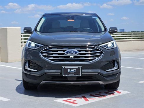 Used 2021 Ford Edge Titanium w/ Equipment Group 301A image 2