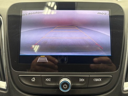 Used 2019 Chevrolet Malibu LT image 16