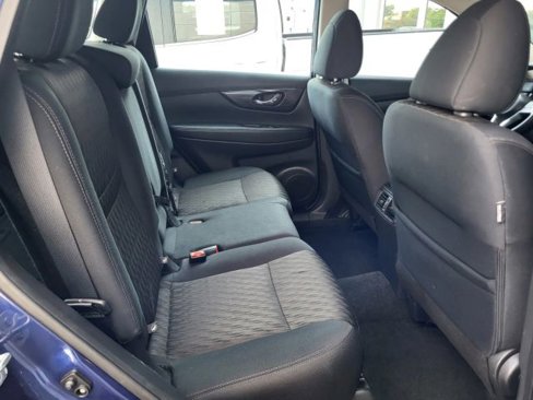 Used 2018 Nissan Rogue S image 29