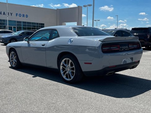 Used 2022 Dodge Challenger GT image 6