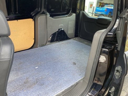 Used 2022 Ford Transit Connect XL image 27