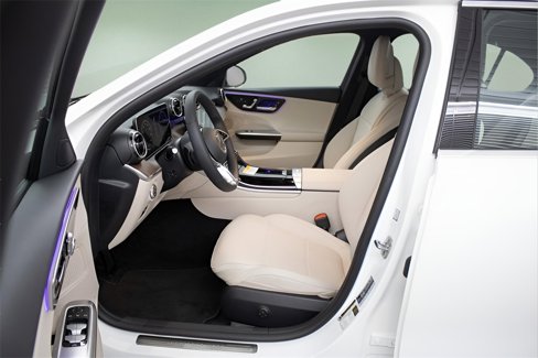 Used 2024 Mercedes-Benz C 300 4MATIC Sedan image 12