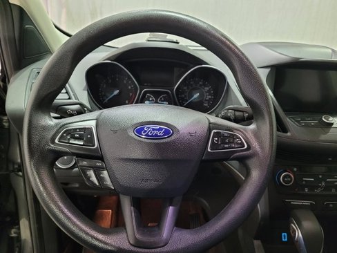 Used 2019 Ford Escape SE image 28