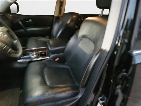 Used 2020 Nissan Armada SL image 18